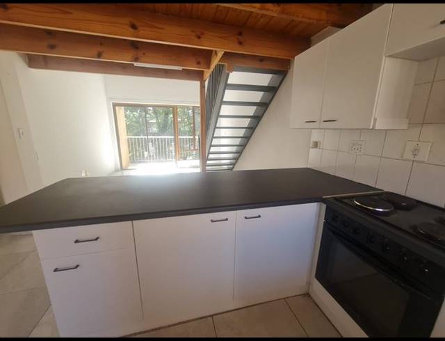 3 BEDROOM APARTMENT FOR SALE IN FERNDALE